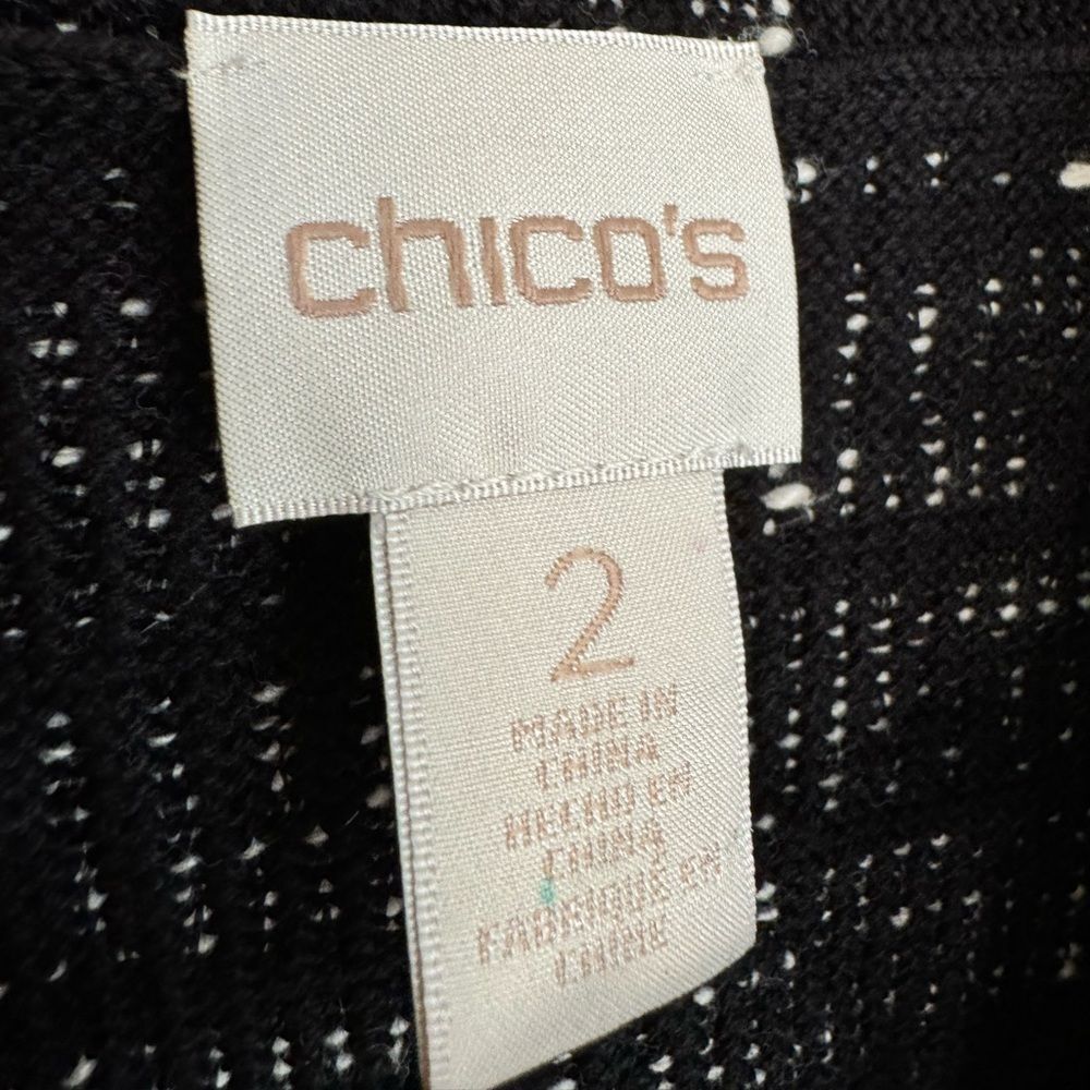 SALE! B/W Chico’s Knit Sleeveless Open Vest Size 2 (12) EUC - Picture 5 of 6